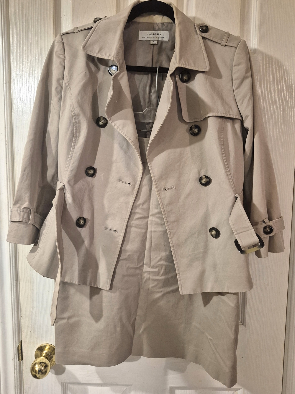 Tahari Crop Trench Coat With Matching Skirt Size 8